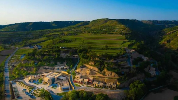 凤凰塬舍+毛寺村榨油厂｜一方山水 八方来客，一缕油香 万家希望